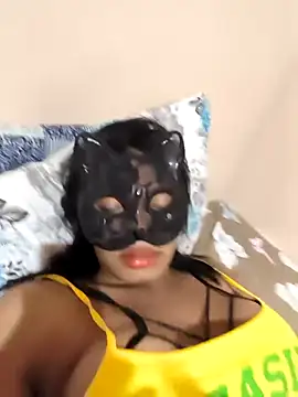 Snapshot of DuCreu chatting on 10-04-25, 02:42 DuCreu online show from 10-04-25, 02:42