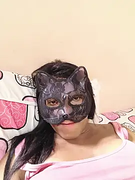 Snapshot of DuCreu chatting on 10-26-25, 01:06 DuCreu online show from 10-26-25, 01:06