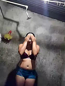 Snapshot of Violethroos chatting on 09-20-25, 10:44 Violethroos online show from 09-20-25, 10:44