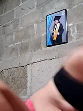 Snapshot of Violethroos chatting on 10-26-25, 04:40 Violethroos online show from 10-26-25, 04:40