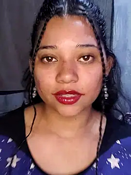 Snapshot of Violethroos chatting on 10-31-25, 02:34 Violethroos online show from 10-31-25, 02:34