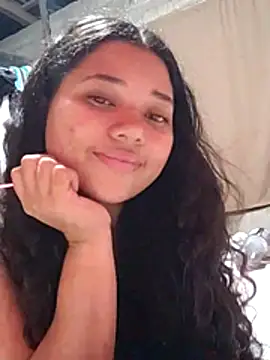 Snapshot of Violethroos chatting on 11-27-25, 04:14 Violethroos online show from 11-27-25, 04:14