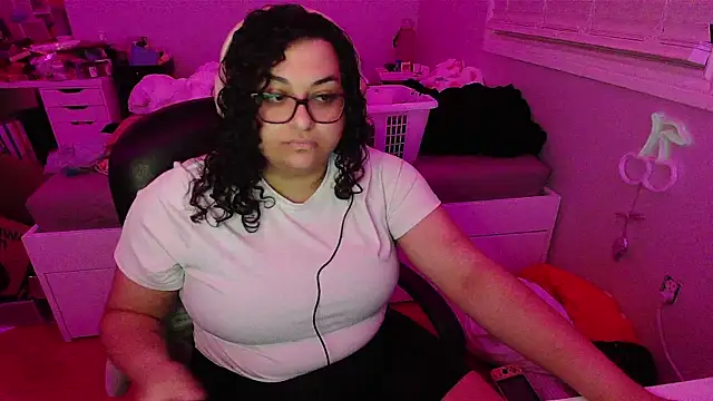 Snapshot of chericheesecake chatting on 09-20-25, 04:02 chericheesecake online show from 09-20-25, 04:02