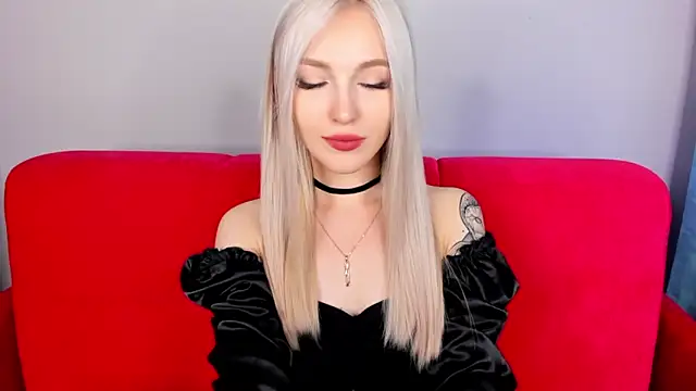 LisaFoxyMe online show from 09-27-25, 08:30