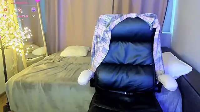 TaisiaHot online show from 05-31-26, 08:10