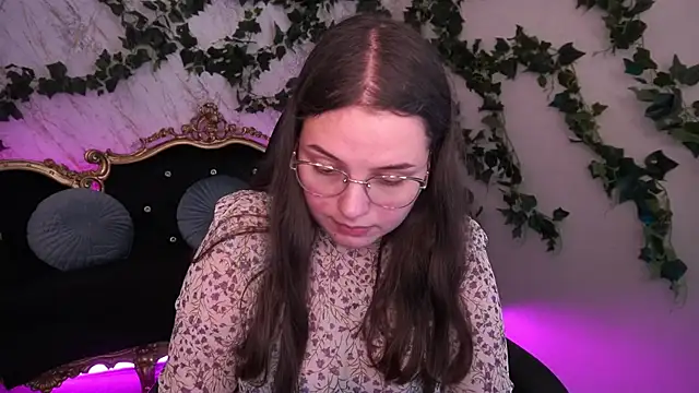 SophieDreamss online show from 10-10-25, 12:59