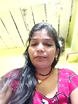 Snapshot of Samiya-143 chatting on 10-04-25, 10:24 Samiya-143 online show from 10-04-25, 10:24