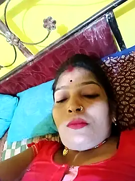 Snapshot of Samiya-143 chatting on 10-17-25, 08:28 Samiya-143 online show from 10-17-25, 08:28