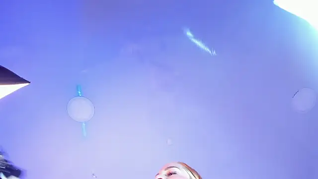 Snapshot of MadisonAnngel chatting on 01-07-26, 08:11 MadisonAnngel online show from 01-07-26, 08:11