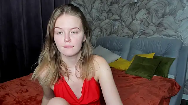 LaurennHill online show from 11-26-25, 12:11