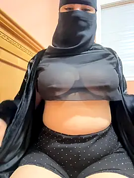 Snapshot of _Laiali_ chatting on 10-01-25, 11:38 Laiali online show from 10-01-25, 11:38