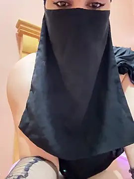 Snapshot of _Laiali_ chatting on 02-23-26, 08:50 Laiali online show from 02-23-26, 08:50