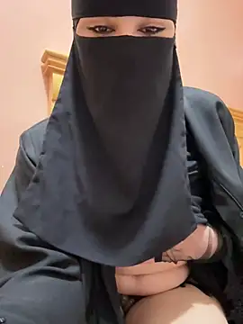 Snapshot of _Laiali_ chatting on 03-24-26, 11:54 Laiali online show from 03-24-26, 11:54