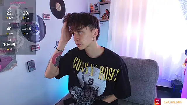 Snapshot of Nick_Bangover_ chatting on 11-15-25, 06:15 Nick Bangover online show from 11-15-25, 06:15