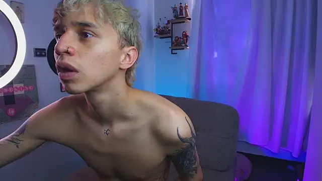 Snapshot of Nick_Bangover_ chatting on 01-18-26, 07:39 Nick Bangover online show from 01-18-26, 07:39