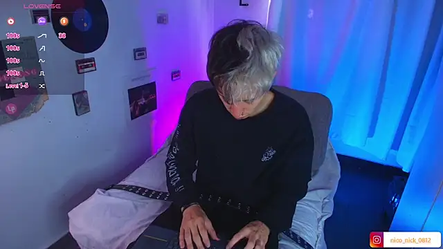 Snapshot of Nick_Bangover_ chatting on 02-02-26, 06:39 Nick Bangover online show from 02-02-26, 06:39