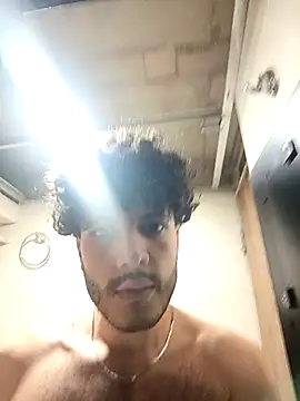 Rafael Mendezz online show from 12-21-25, 06:15