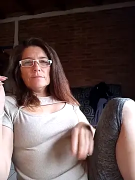 Merida2276 online show from 10-17-25, 03:14