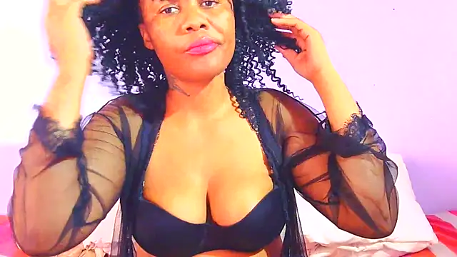 Snapshot of Augustine-Blooomxx chatting on 11-30-25, 10:08 Augustine-Blooomxx online show from 11-30-25, 10:08