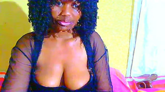 Snapshot of Augustine-Blooomxx chatting on 04-06-26, 08:10 Augustine-Blooomxx online show from 04-06-26, 08:10