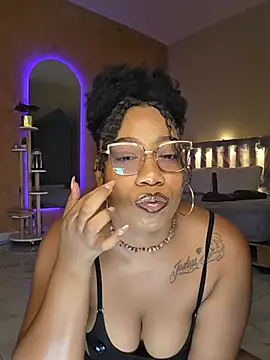 Naomi jhonson online show from 06-16-26, 02:09