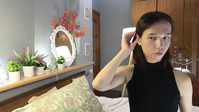 okerriella online show from 11-08-25, 01:55