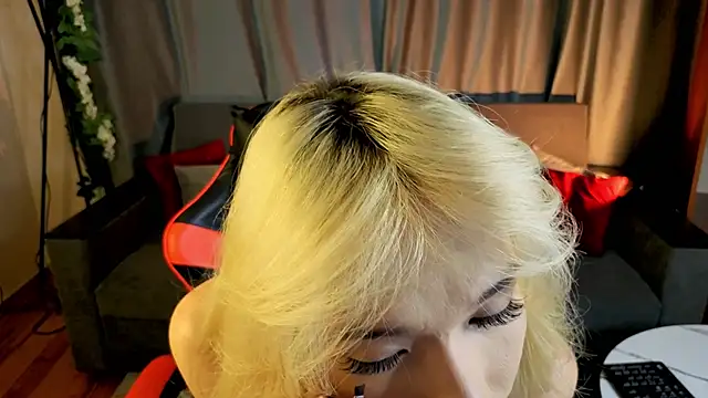 okerriella online show from 02-01-26, 07:40