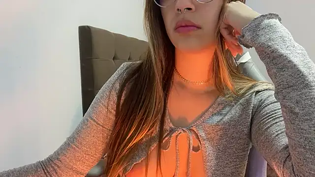 Snapshot of bellana20 chatting on 02-01-26, 01:15 bellana20 online show from 02-01-26, 01:15