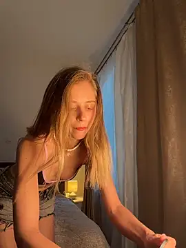 BabyAnais online show from 05-04-26, 04:14