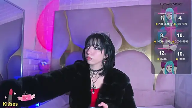 Niina Sissy online show from 04-30-26, 05:03