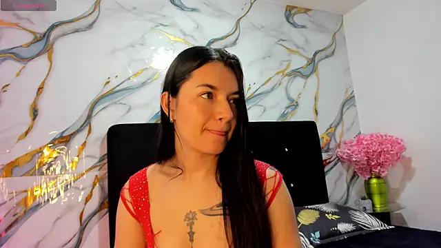 RoxanaBorns  online show from 06-27-26, 09:14