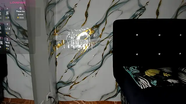 RoxanaBorns  online show from 07-07-26, 12:31