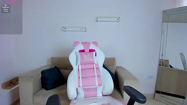 april smiith online show from 02-19-26, 12:12