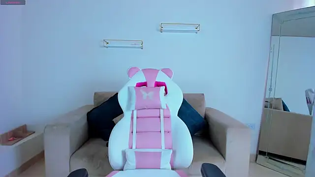 april smiith online show from 02-24-26, 01:20