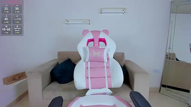 april smiith online show from 03-05-26, 12:12