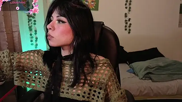 Snapshot of GaiaJoness chatting on 02-24-26, 04:43 GaiaJoness online show from 02-24-26, 04:43