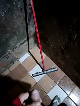 Snapshot of 011Nort chatting on 11-11-25, 04:12 011Nort online show from 11-11-25, 04:12