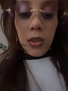 Snapshot of Harley_J_ chatting on 01-08-26, 12:40 Harley J online show from 01-08-26, 12:40