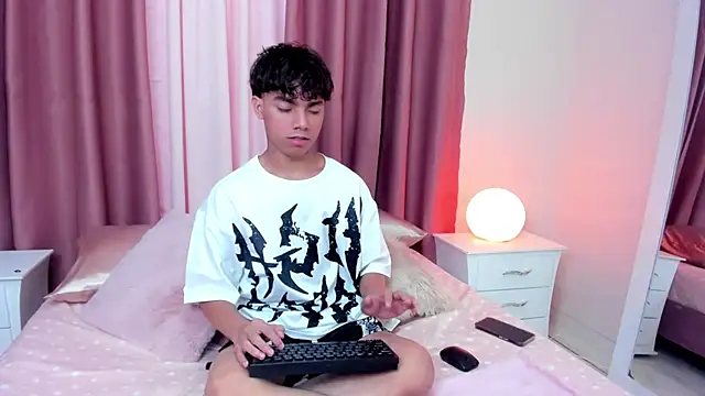 Honeymoon sariel online show from 10-20-25, 01:11