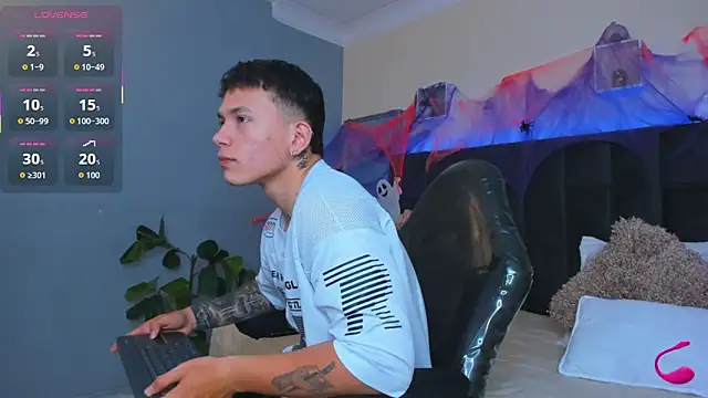 Thomas moon online show from 10-23-25, 12:48