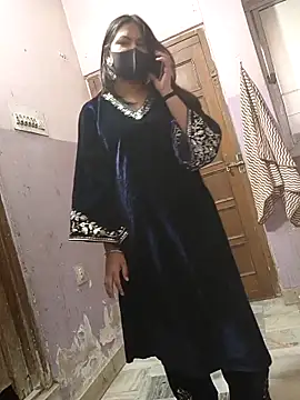 Snapshot of sanu_07 chatting on 12-20-25, 04:52 sanu 07 online show from 12-20-25, 04:52