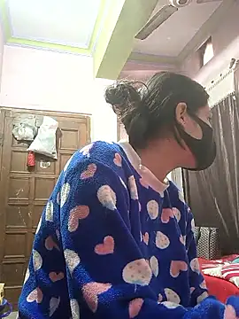 Snapshot of sanu_07 chatting on 01-06-26, 06:06 sanu 07 online show from 01-06-26, 06:06