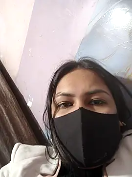 Snapshot of sanu_07 chatting on 01-15-26, 05:23 sanu 07 online show from 01-15-26, 05:23