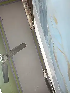 Snapshot of sanu_07 chatting on 01-16-26, 05:11 sanu 07 online show from 01-16-26, 05:11