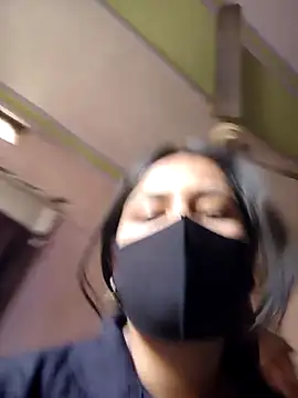 Snapshot of sanu_07 chatting on 03-12-26, 05:46 sanu 07 online show from 03-12-26, 05:46