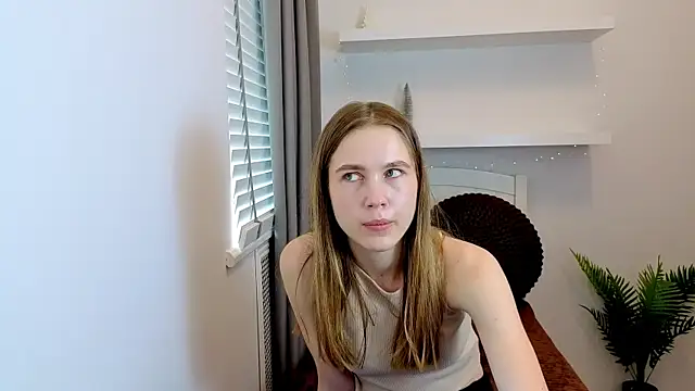 Snapshot of Spicy_Lexi chatting on 05-13-26, 12:57 Spicy Lexi online show from 05-13-26, 12:57