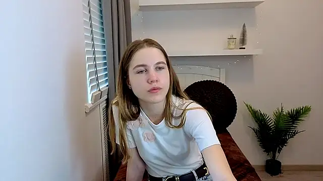 Snapshot of Spicy_Lexi chatting on 05-22-26, 06:42 Spicy Lexi online show from 05-22-26, 06:42