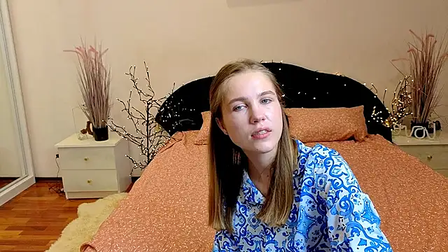 Spicy Lexi online show from 06-18-26, 01:15