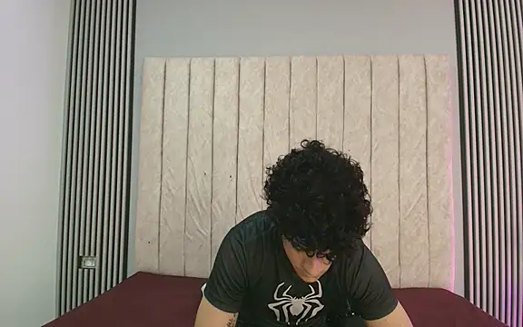 Snapshot of mikey_banji chatting on 09-10-25, 04:01 mikey banji online show from 09-10-25, 04:01