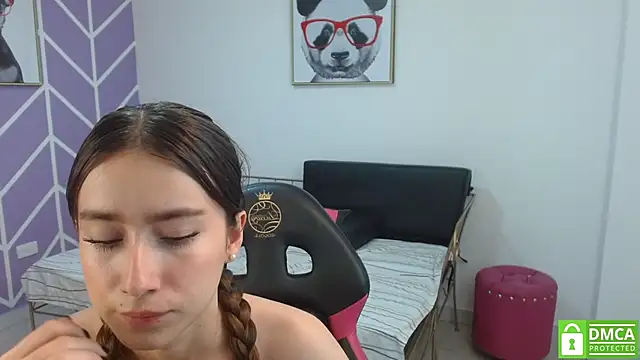 Snapshot of Adhara_Kitten chatting on 10-07-25, 01:08 Adhara Kitten online show from 10-07-25, 01:08